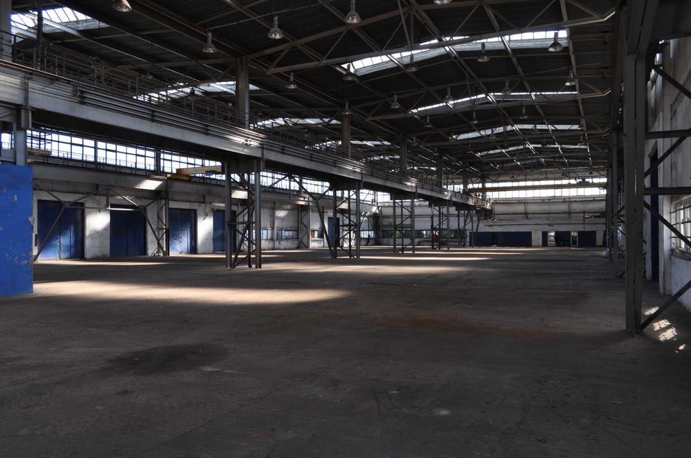 Wynajem hali produkcyjno - magazynowej 3239m2