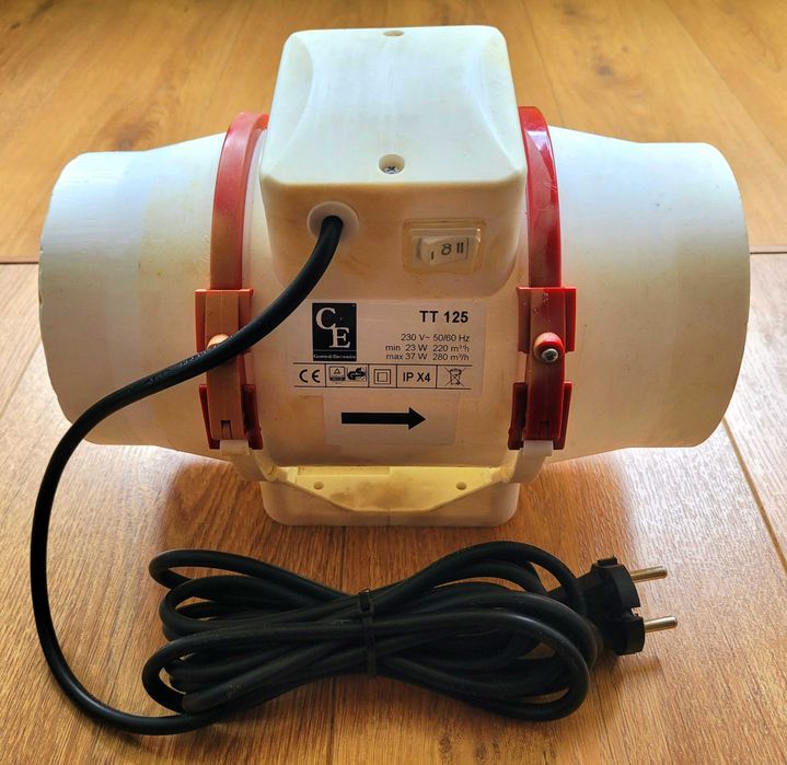 Канальний вентилятор, витяжка Вентс ТТ 125, оригінал, стан нового