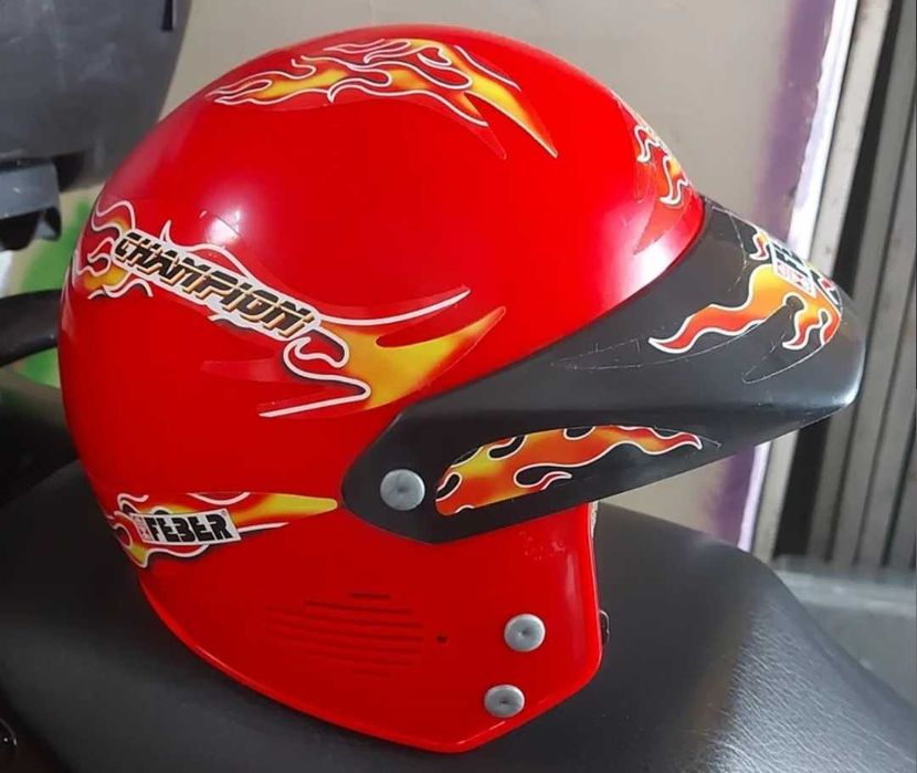 Capacete Brinquedo FEBER Criança