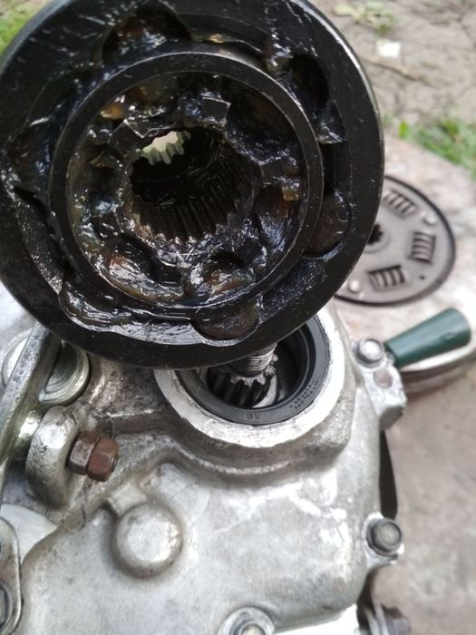 Продам КПП и шруз на МТ.