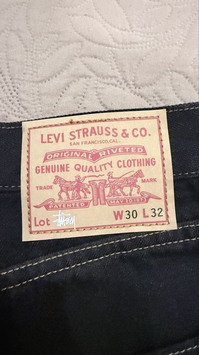 Calça ganga Levi’s edição limitada unissexo