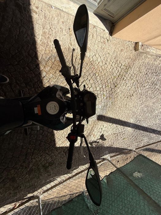 Benelli TNT 125 2023