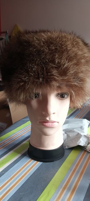 Futrzana czapka r.55/56