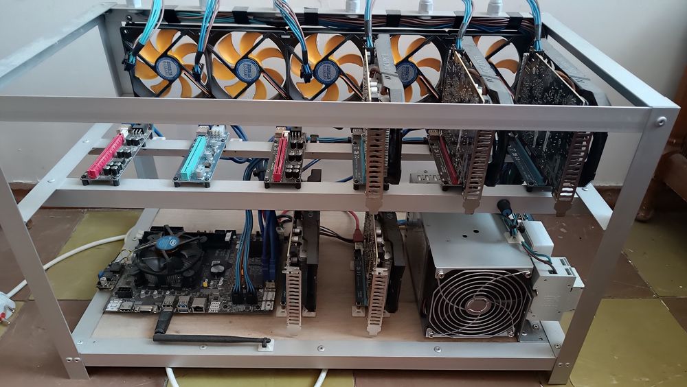 Майнінг ферма, каркас.