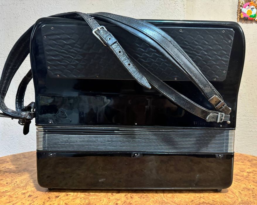 Баян Royal Standard