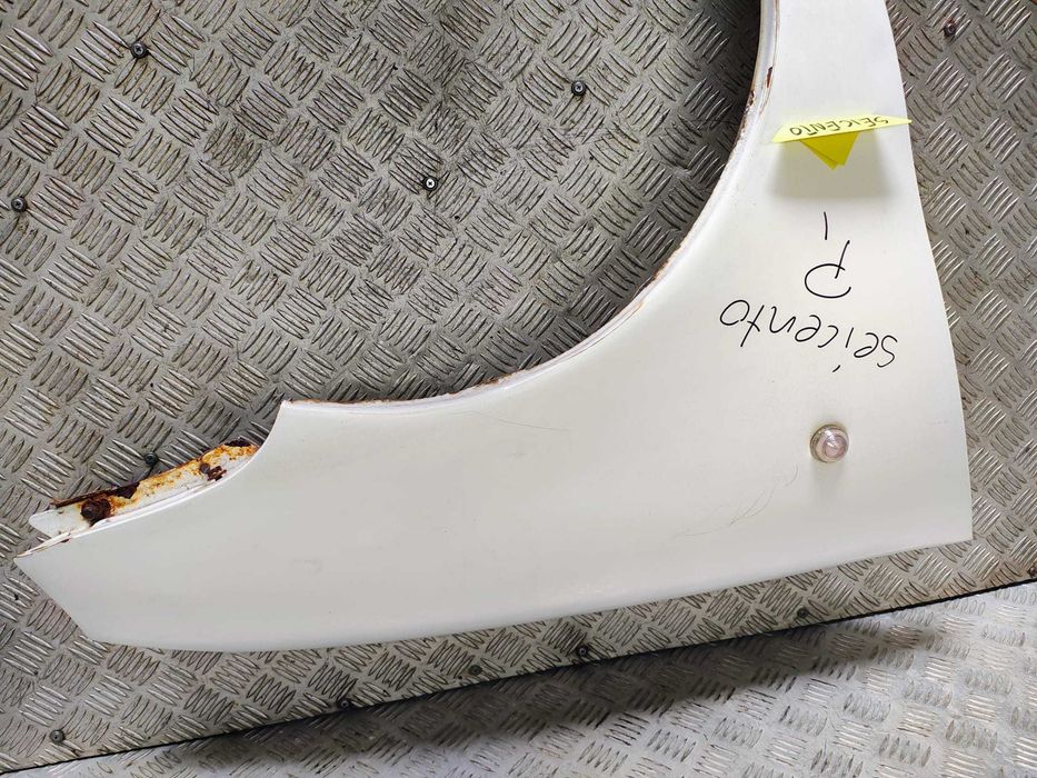 seicento błotnik prawy