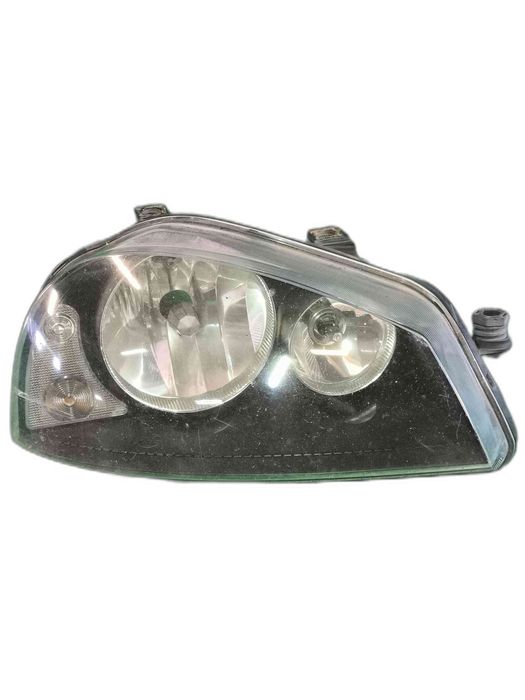 Ótica / Farol Direito SEAT AROSA 6H2941006 (OEM) | 89305601 (OEM)