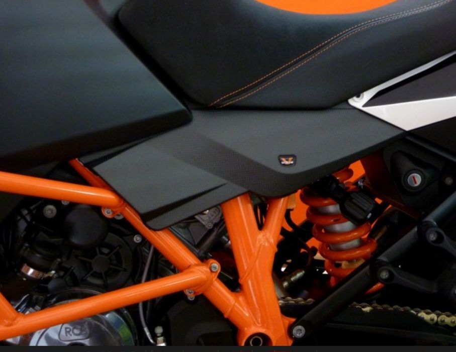Накладки карбонові  Wings KTM 1090/1190/1290 Adventure R/S/T