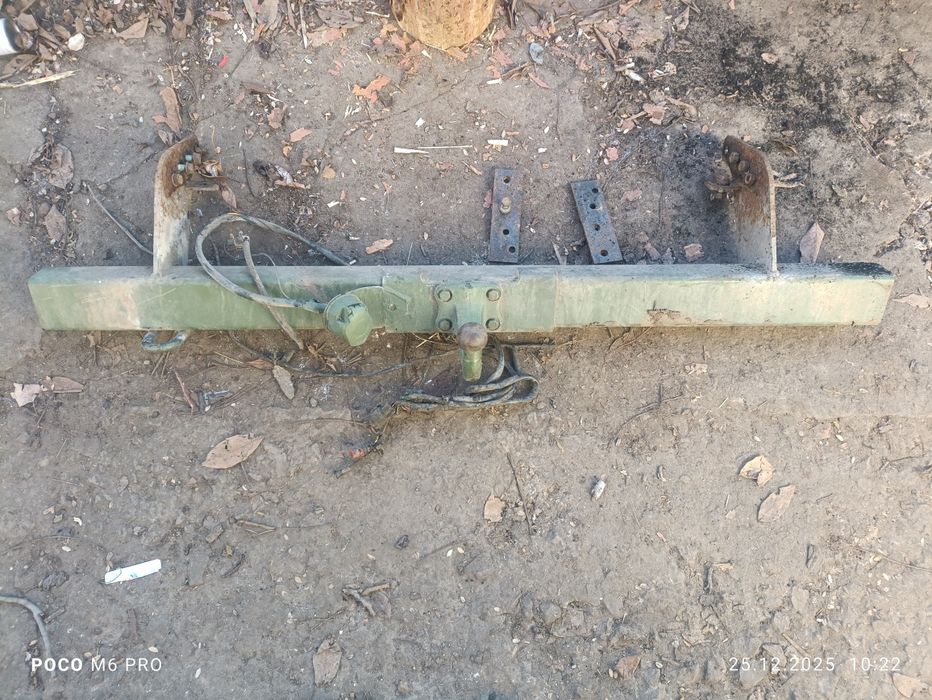 Фаркоп на Мітсубісі Л200