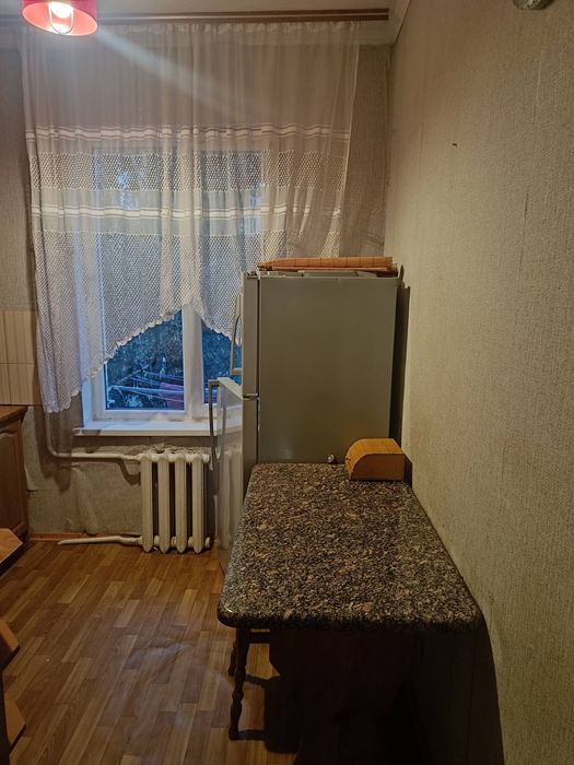 Продам квартиру у Новогуйвинську