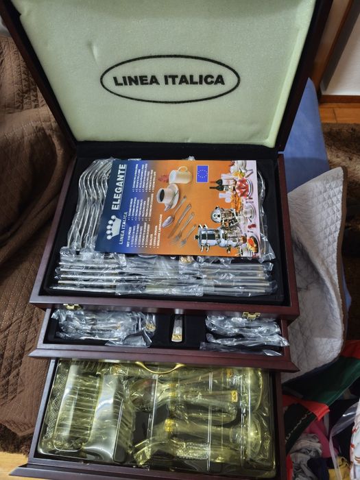 Faqueiro línea itálica