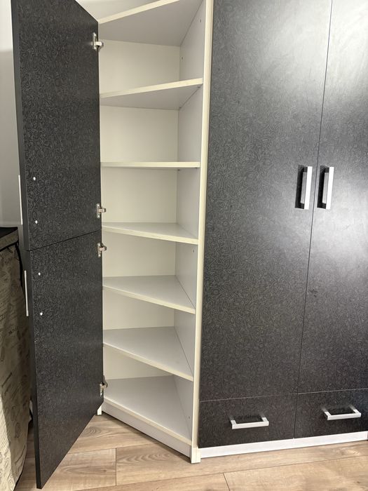 Sprzedam komplet mebli