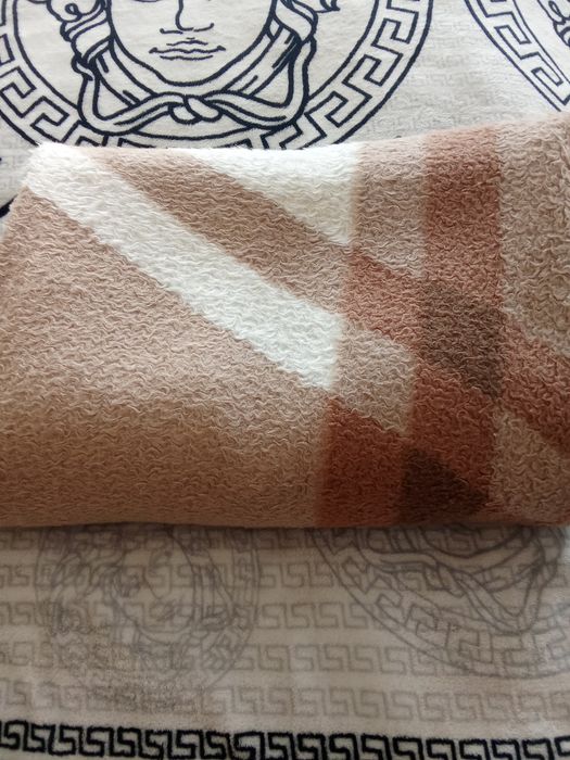 Пухова ковдра,постільна білизна