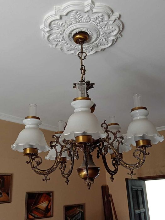 Candeeiro vintage como novo em latão com 5 lâmpadas.
