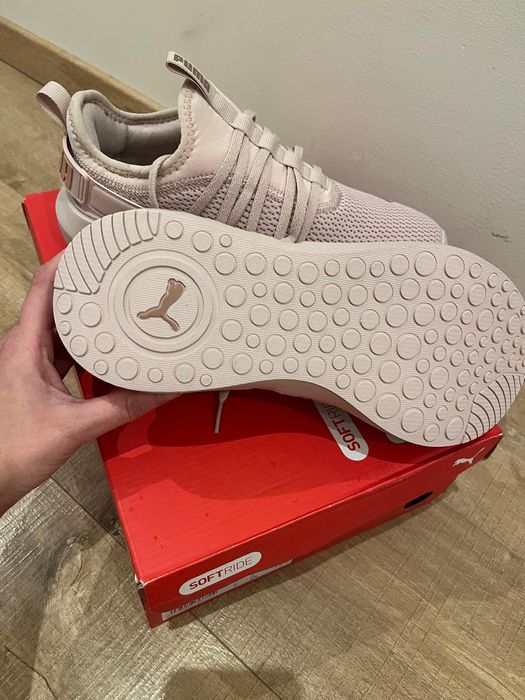Buty sportowe Puma nowe, różowe rozm. 39