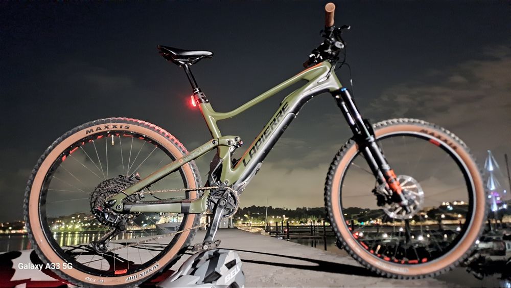 Lapierre E-Zesty Carbono Elétrica