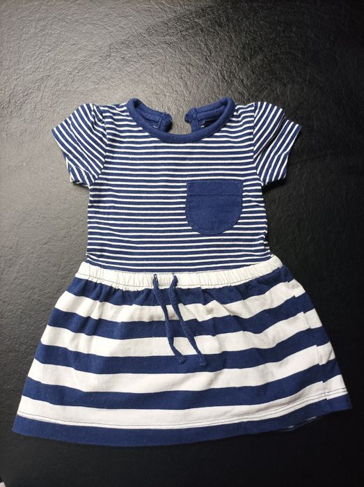 Sukienki letnie rozmiar 62