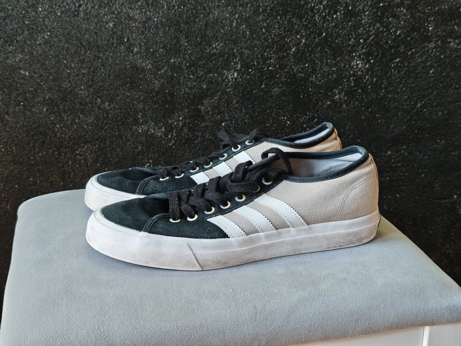Buty sneakersy trampki adidas Court Vantage rozmiar 42 2/3