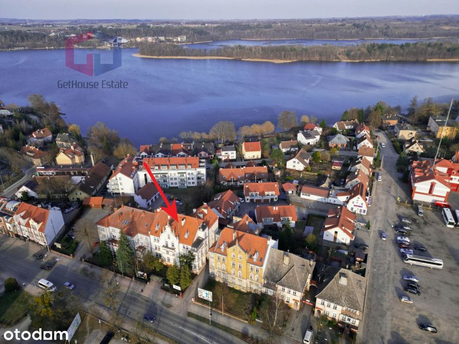 78 m² w klimatycznej kamienicy – 2 min od jeziora!