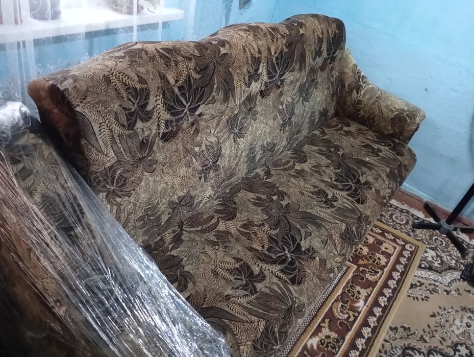 Диван 120/220 само вивіз