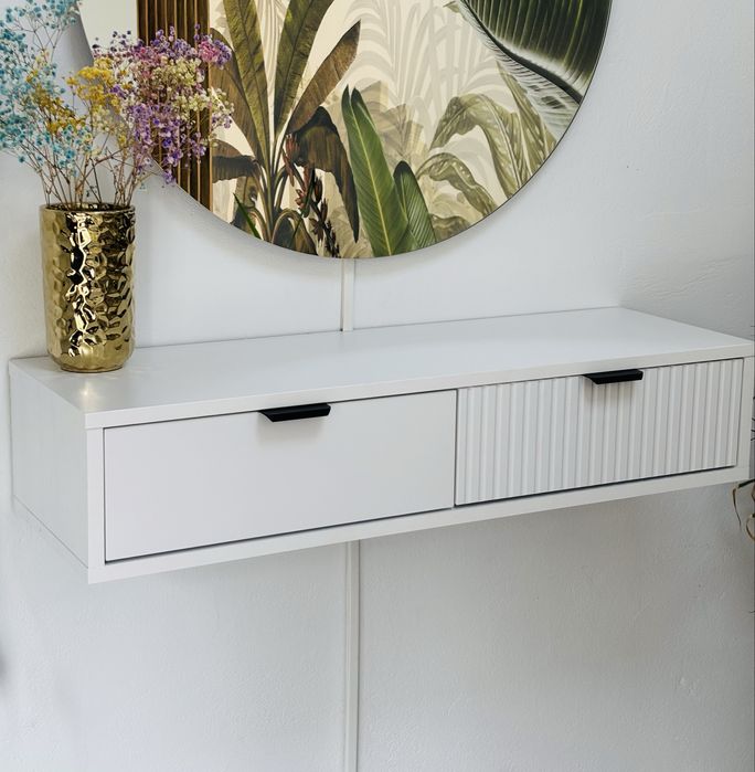 Toaletka wisząca ryflowana