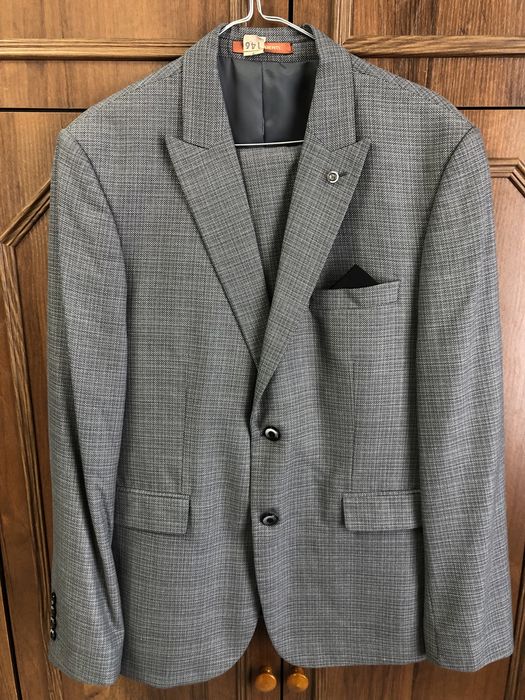 Костюм чоловічий трійка класичний розмір 52