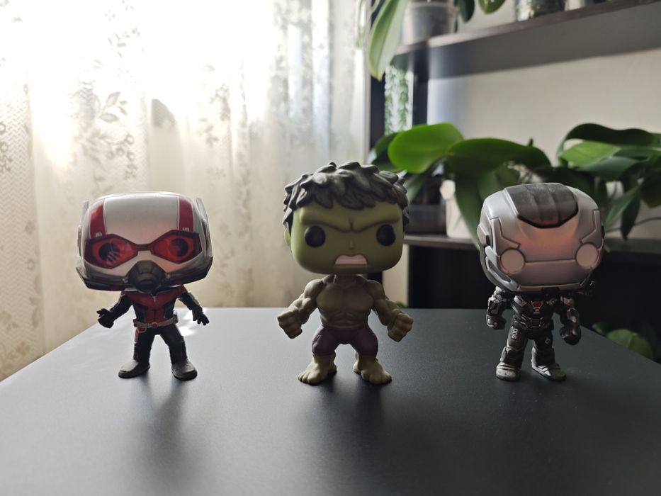 Various Funko Pop! Figures64585111526403121