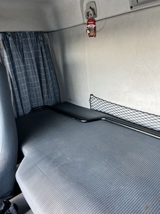 Volvo FE340 з маніпулятором