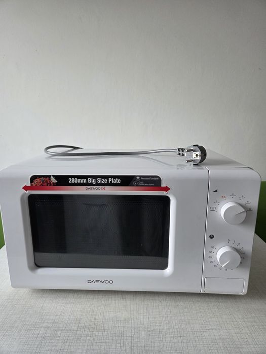 Mikrofala DAEWOO