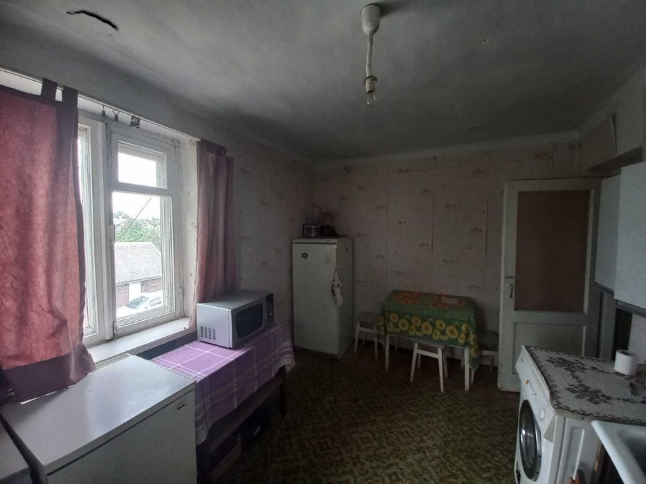 2-х кімнатна квартира с. Сапіжанка