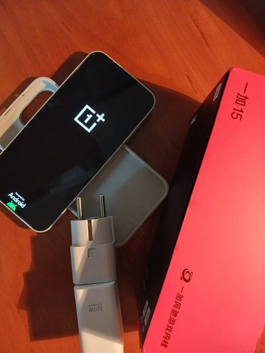 Smartfon oneplus 15 12gb/256 sand storm DUAL SIM