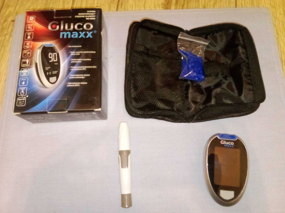 Glukometr Glukomaxx. Z złączem USB. Jednorazowo używany.
