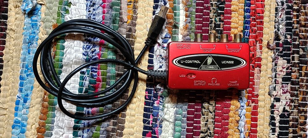 BEHRINGER Usb Audio Interface