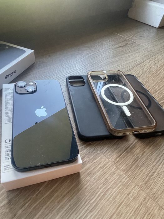 Iphone 13 256 gb model A2633