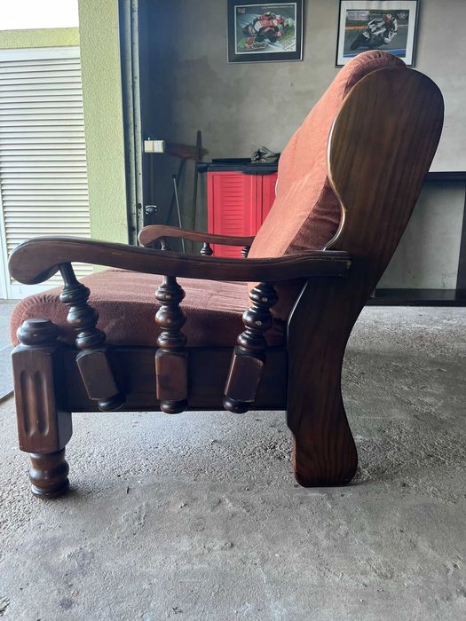 Sofá Antigo "vintage" 2 Lugares em madeira