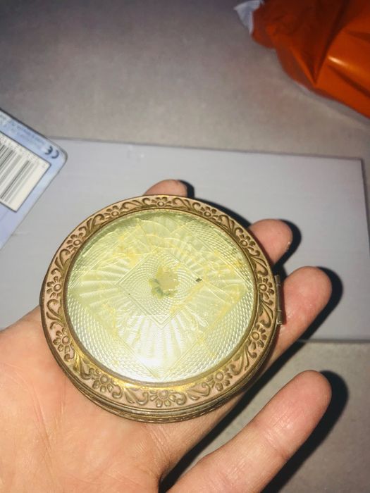 Vintage USA amerykańska puderniczka kolekcjonerska