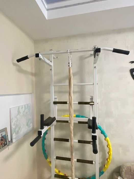 Продам спортивный уголок!