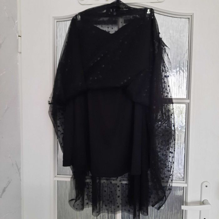 Spódnica: Oryginalna, elegancka, czarna od Monarii