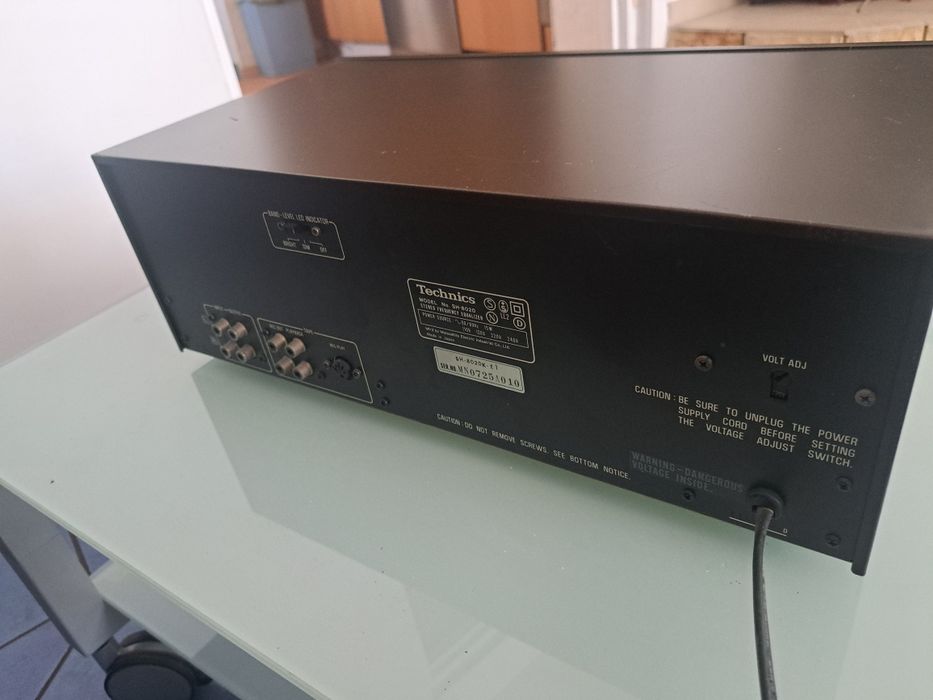 Equalizer Technics sh 8020
