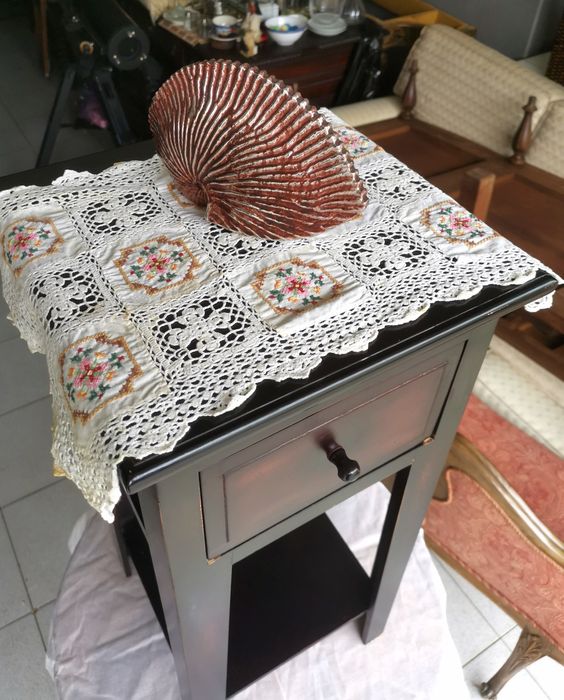 Mesinha de apoio