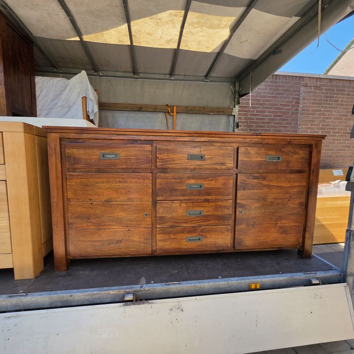 Wysoka drewniana komoda w kolonialnym stylu  190x94x45 Akacja, lite drewno