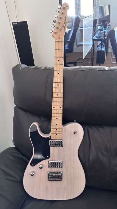 Guitarras Esqueedinas a Venda