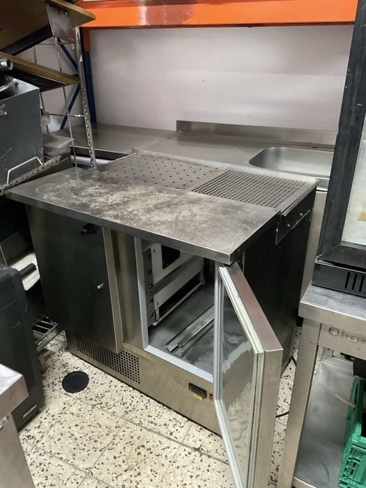 Bancada de frio p bebidas , massas ou outros alimentos