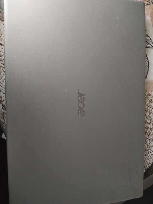 Sprzedam używany laptop Acer