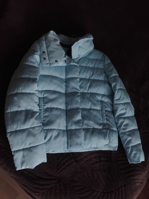 Куртка жіноча голубого кольору