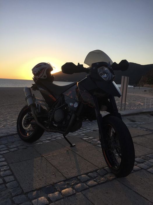 Vendo ou troco KTM 690