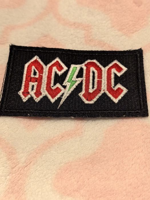 Naszywka ac/dc czarna