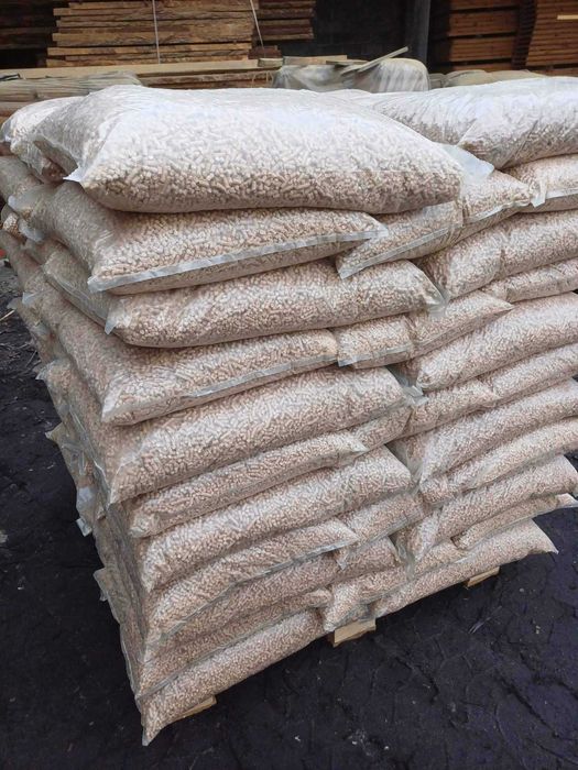 Pellet 6 mm A1 Opał drzewny Pelet czysta sosna worek 15 kg Producent