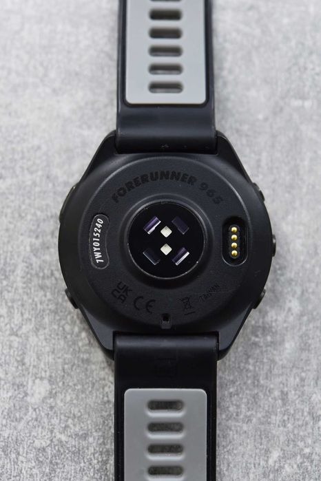 Garmin Forerunner 965 сенсорний амолед