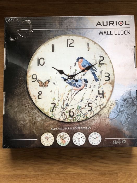 Zegar ścienny z motywem ptaków